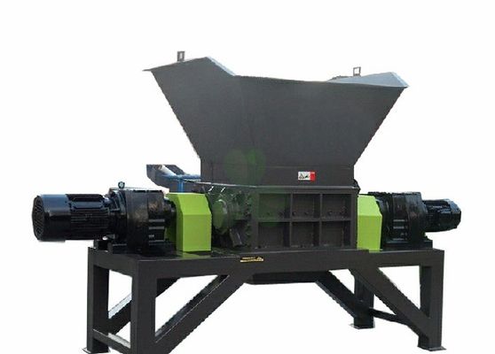الصين ماكينة تقطيع البلاستيك الصناعي ماكينة إعادة تدوير المخلفات ZQ 350 × 2 نوع المخفض المزود