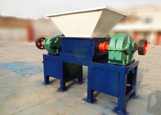 الصين معدات تمزيق الإطارات الكهربائية ، آلة الفتات المطاطية 380V / 50Hz / 3 Phase المزود